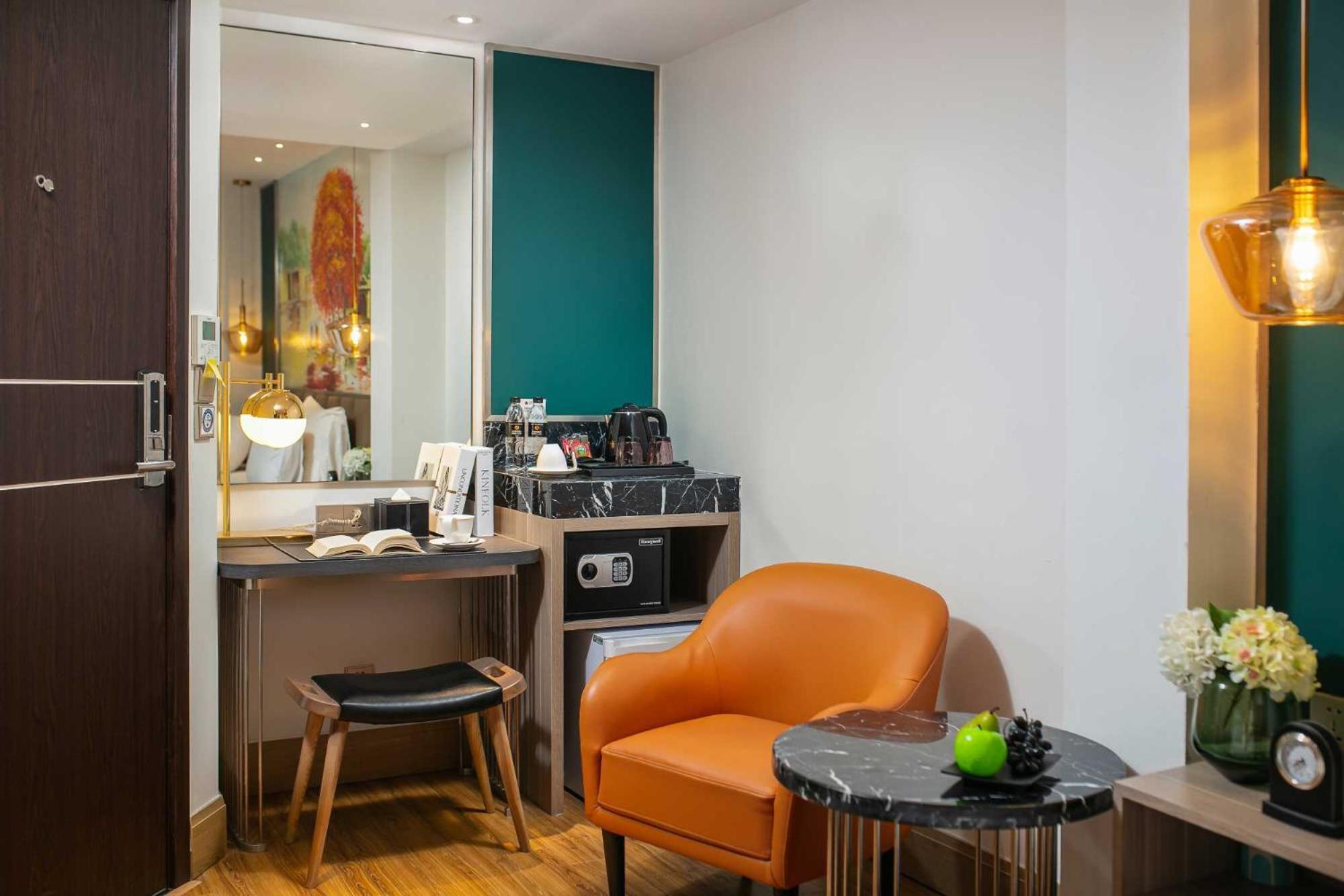 Aurora Premium - A Lifestyle Hotel Ханой Екстериор снимка